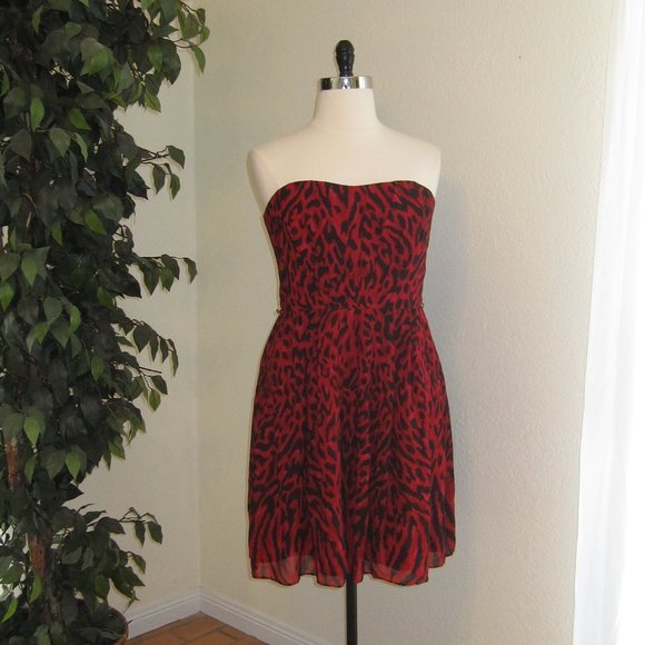 WHBM Strapless Red Leopard Print Dress NWOT - Picture 2 of 9